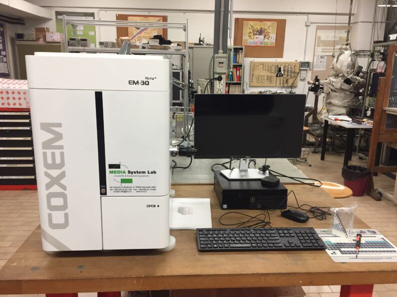 microscopia elettronica a scansione, SEM, Coxem, Zeiss, Phenom, Tabletop sem, Thermo Fisher, TEscan, SEC, Semplor